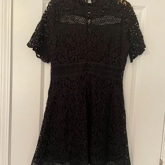 NWT Mango Gipure Black Lace Overlay Dress - Picture 7 of 9